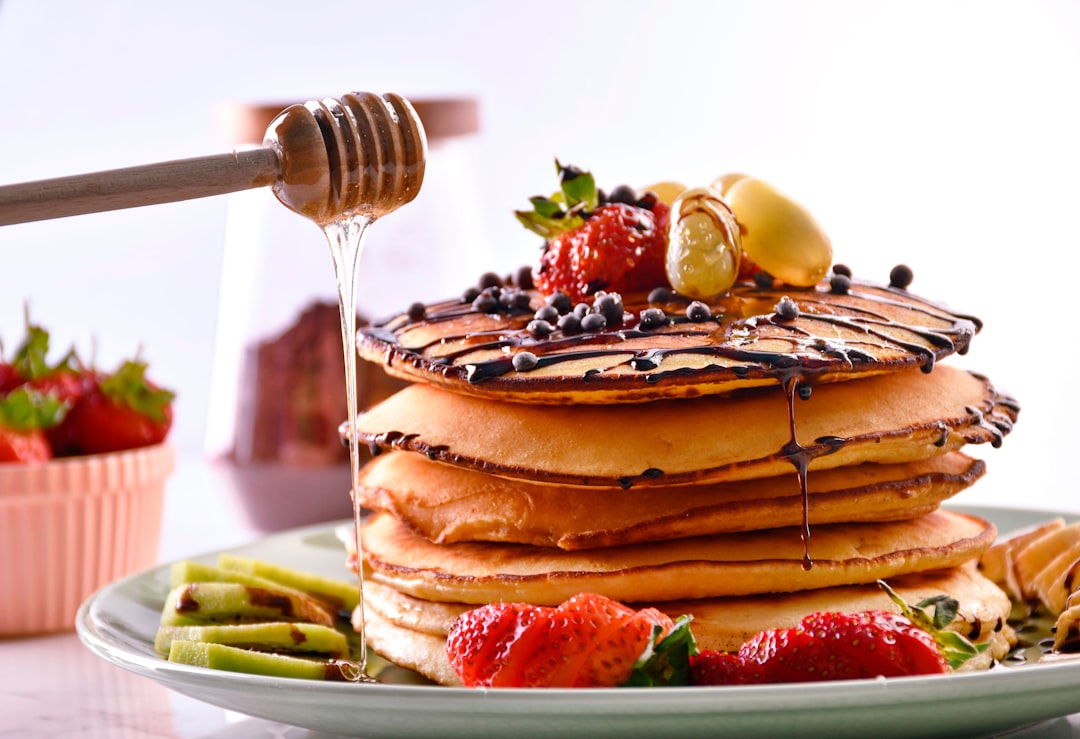 Nyttiga amerikanska pannkakor som känns som helgfrukost illustration